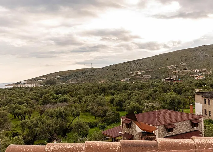 The Old Bakery * Qeparo