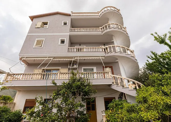 The Old Bakery Qeparo