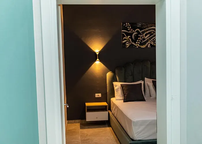 The Old Bakery * Qeparo