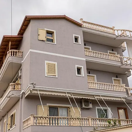 Appartamento The Old Bakery Qeparo