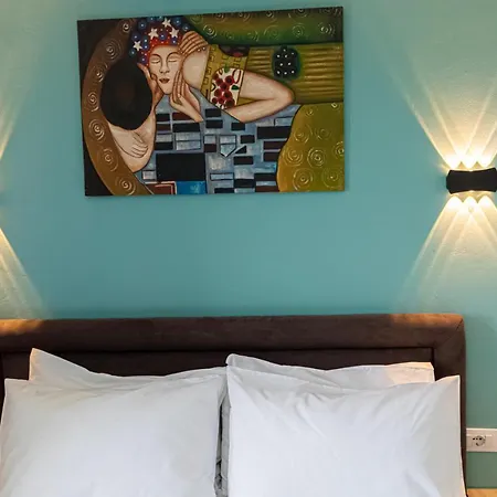 Appartamento The Old Bakery Qeparo