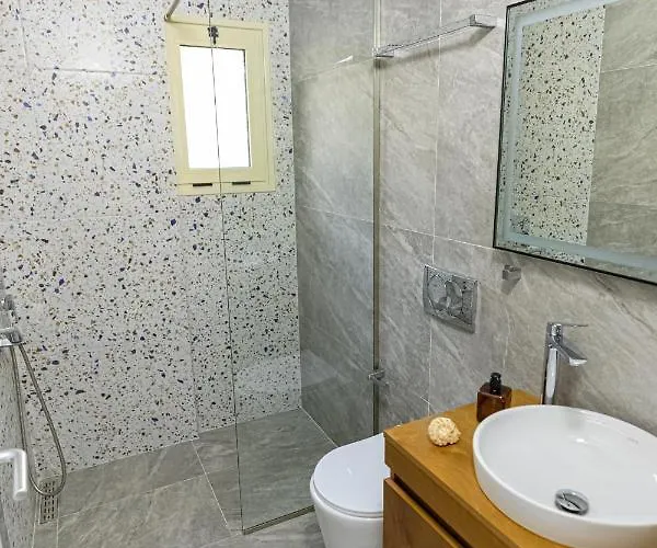 The Old Bakery 체파로